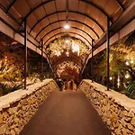 Hotel Bel-Air - Dorchester Collection